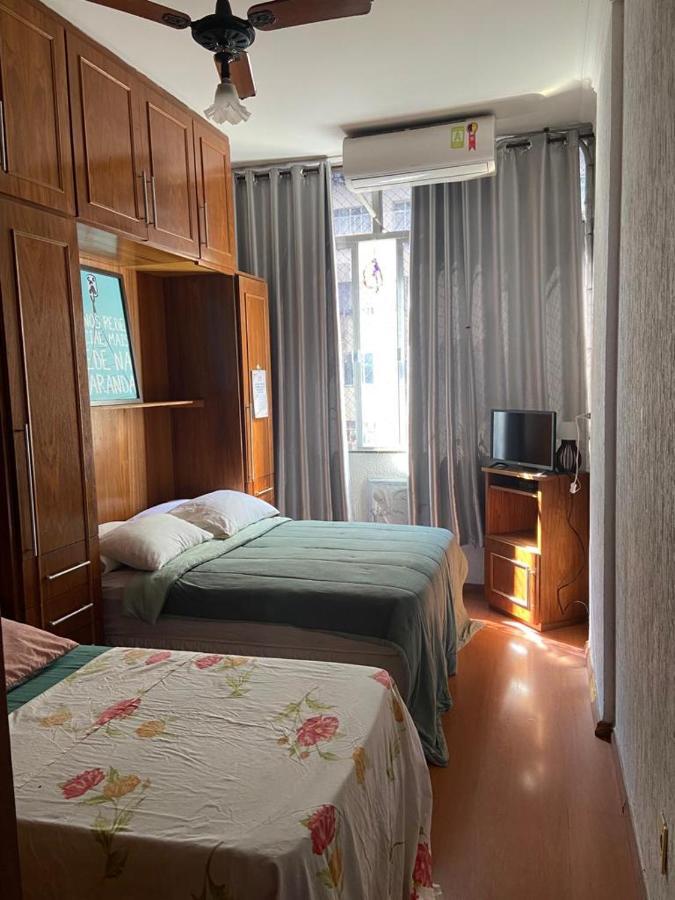 Apartamento EXCELENTE QUARTO E SALA PARA até 5 PESSOAS POSTO 6 COPA *