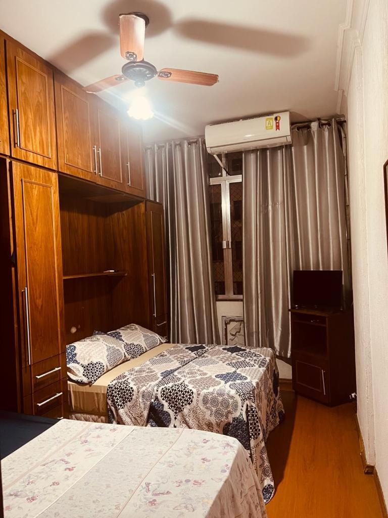 EXCELENTE QUARTO E SALA PARA até 5 PESSOAS POSTO 6 COPA * Río de Janeiro
